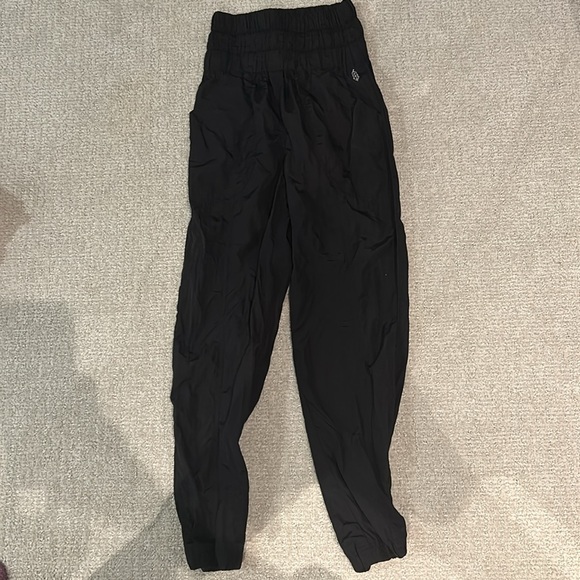 Free people movement Way Home joggers! Size xs - Picture 2 of 4